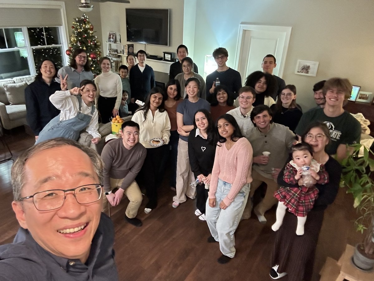251206_Lab Party